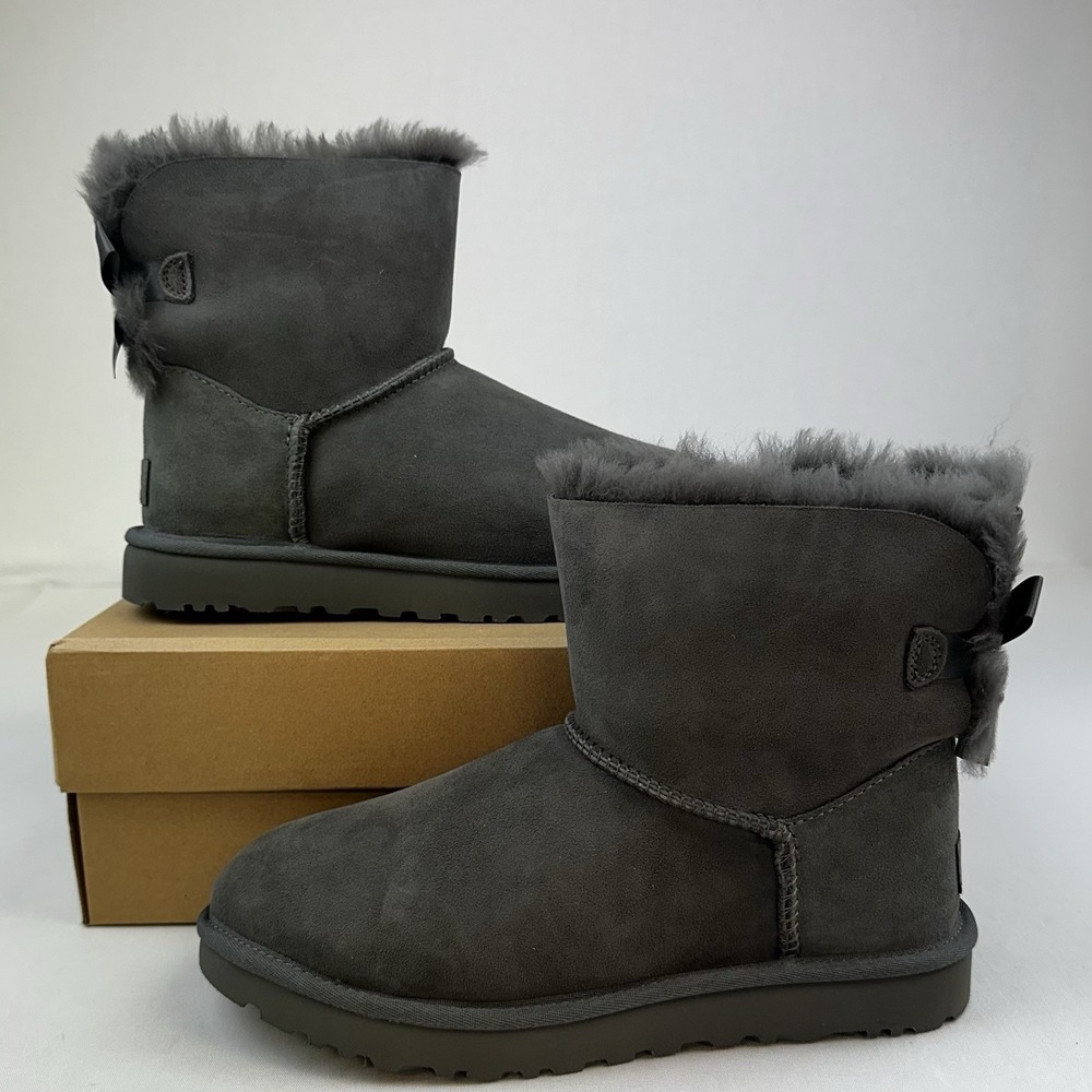 UGG MINI BAILEY BOW II GREY SUEDE SHEEPSKIN WOMEN'S ANKLE BOOTS SIZE US 7 NIB